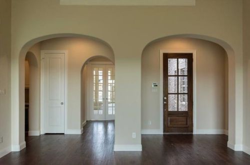 2731 Fountain Dr, Irving TX  75063-4504 exterior