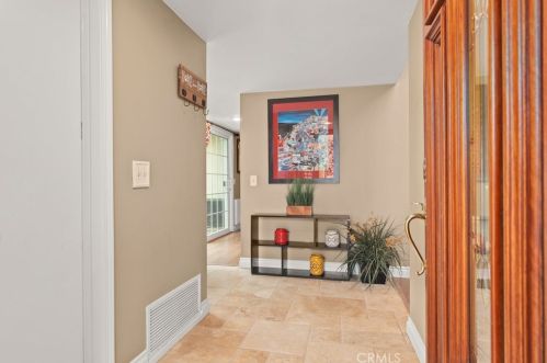6624 Paseo Del Norte, Anaheim, CA 92807-4209