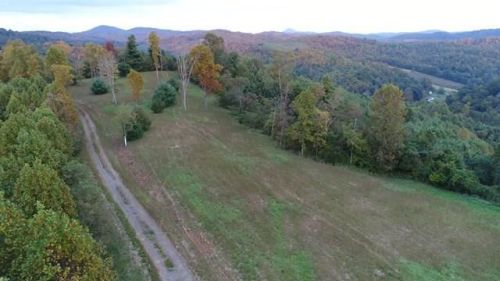 4963 Floyd Pike, Hillsville VA  24343 exterior