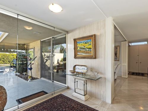 143 Desert Lakes Dr, Palm Springs, CA 92264-5526