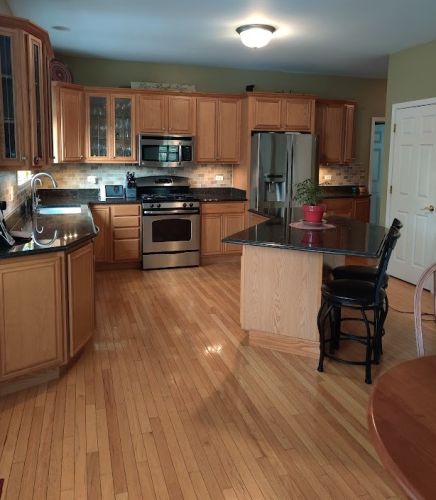 450 Pond View Ln, Hanover Park, IL 60103-4415