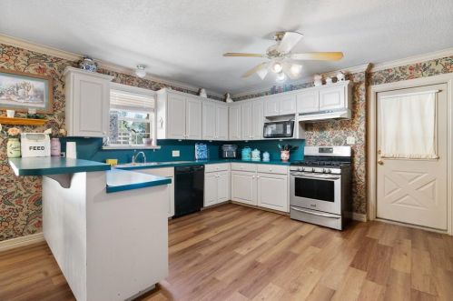 200 Blisard Rd, Webberville TX 78621-5018 exterior