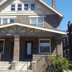 1376 4th St, Columbus OH  43201-2502 exterior