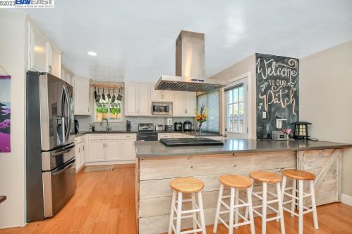 3619 Thunderbird Ct, Concord CA  94520-1430 exterior
