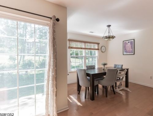 6 Brookline Ct, Princeton NJ  08540-1741 exterior