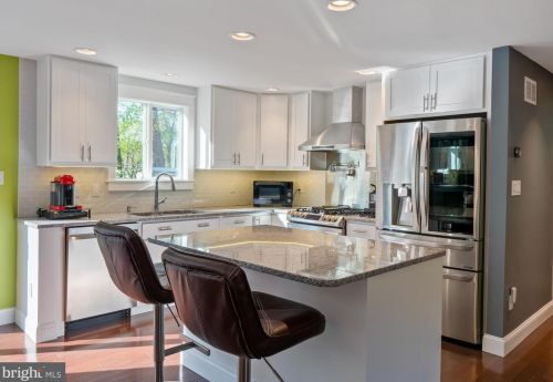 5812 Heming Ave, Springfield VA  22151-2716 exterior