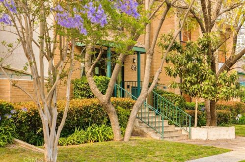 413 Hawthorne St, Glendale, CA 91204-3122