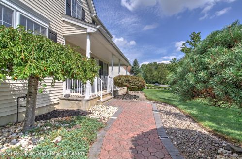 42 Summerhill Ave, Jackson Twp, NJ 08527-4369