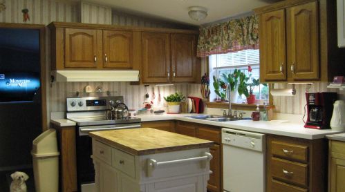 42 Osprey Rd, Alton, NH 03809-5066