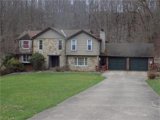 514 Altman Hill Rd, Vandergrift, PA 15690-6090