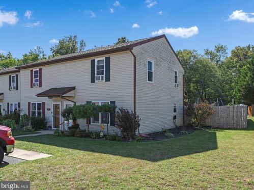 3110 Galaxy Rd, York, PA 17315-4574