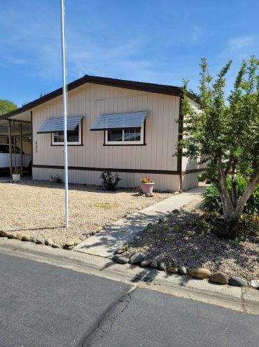 425 Royal Crest Cir, Rancho Cordova, CA 95670-4327