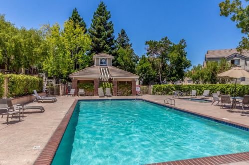 1172 La Rochelle Ter, Sunnyvale CA  94089-1784 exterior