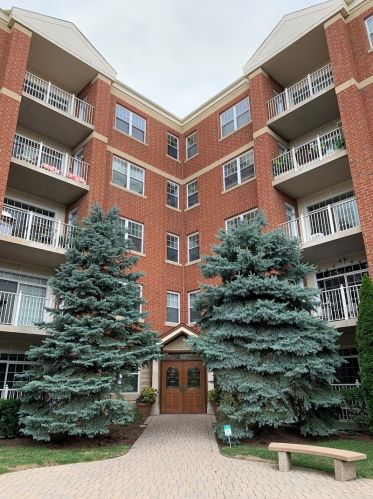 1 Itasca Pl, Itasca, IL 60143-2516