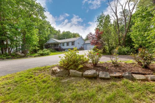 16 Harding Rd, Mere Point, ME 04011-2638