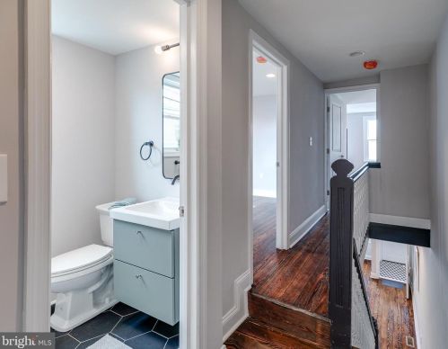 1513 16th St, Philadelphia PA  19121-4204 exterior