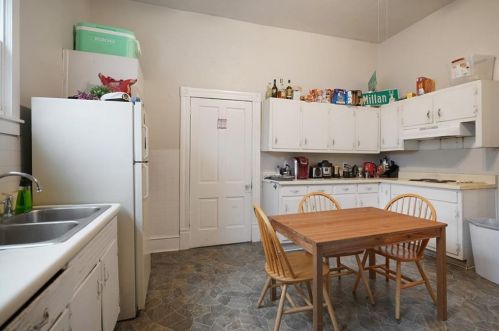 1056 Hemphill Ave, Atlanta GA  30318-5441 exterior