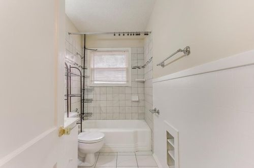 5912 Locke Ave, Fort Worth TX  76107-5514 exterior