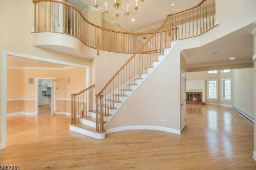14 Forest Hill Dr, Sparta, NJ 07871-3038