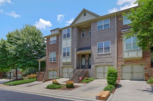 1975 Cobblestone Cir, Atlanta GA  30319-4908 exterior