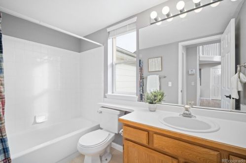 4043 Jebel Way, Aurora CO 80013-6009 exterior