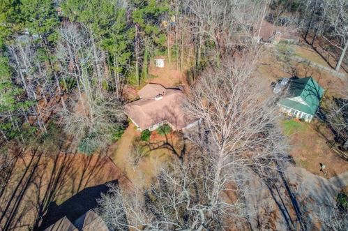 6 Ironwood Ct, Newnan, GA 30265-1218