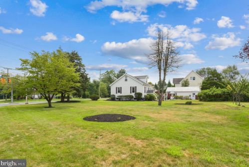 601 Mount Laurel Rd, Mount Laurel NJ  08054-9555 exterior