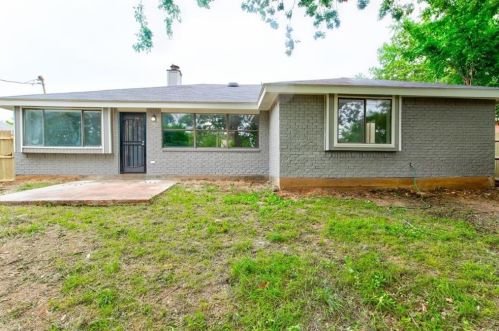 6412 Bramble Dr, Fort Worth TX  76133-4304 exterior