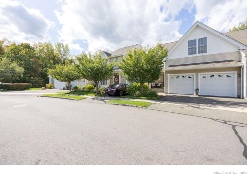 24 Iris Way, Kensington, CT 06037-5001