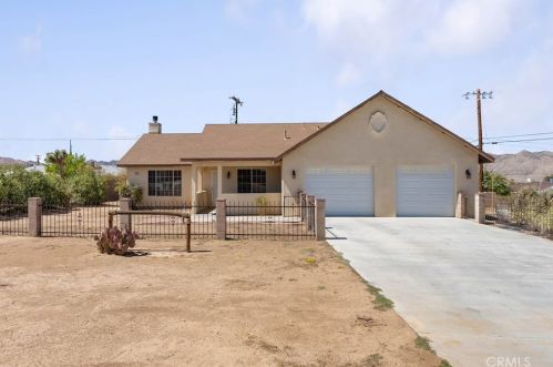 7516 Victoria Ave, Yucca Valley, CA 92284-6151