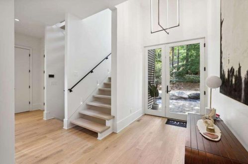 454 Beverly Rd, Atlanta GA  30309-2731 exterior