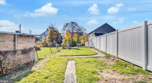 309 High St, Hanover PA  17331-2302 exterior