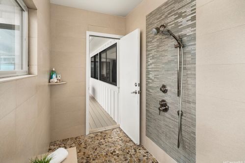 4139 Black Point Rd, Honolulu HI  96816-4846 exterior