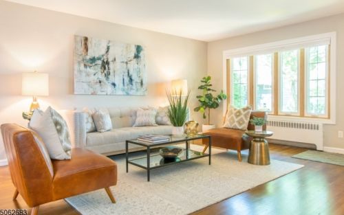 37 Morley Ln, Bloomfield, NJ 07003-4319