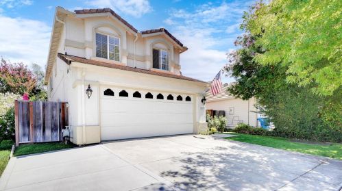 9420 Benbow Dr, Gilroy, CA 95020-8119