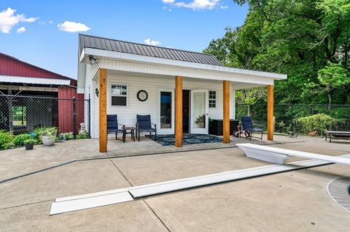 301 Cp Rd, Big Canoe GA  30143-4307 exterior