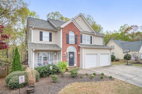 1035 Fieldstone Dr, Holly Springs, GA 30114-8431