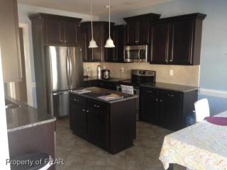 40 Valley Pines Cir, Spring Lake NC  28390-7190 exterior