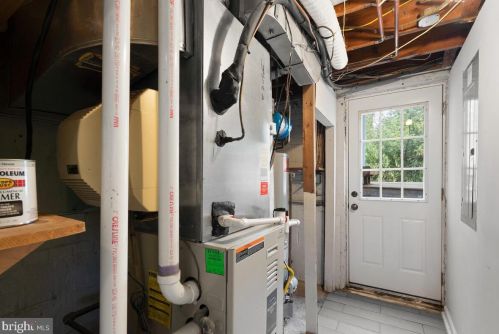 1023 Carson St, Silver Spring MD 20901-1814 exterior