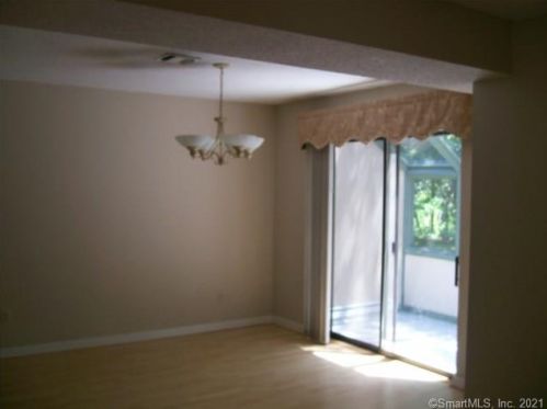92 Blackbirch Ct, Huntington CT  06484-3873 exterior