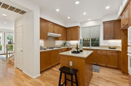 107 Canopy, Irvine CA  92603-0658 exterior