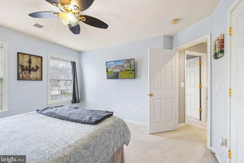 18799 Pier Trail Dr, Triangle VA  22172-2351 exterior