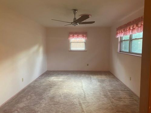 7020 Greenlee St, Fort Worth, TX 76112-5604