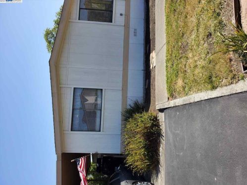 29223 Harpoon Way, Hayward, CA 94544-6442