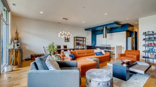 839 California Ave, Chicago, IL 60622-5180