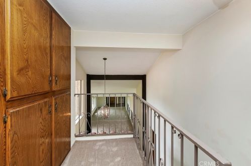 16350 Rancho Escondido Dr, Riverside CA  92506-5816 exterior
