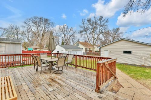1435 Idaho Ave, Saint Paul MN  55106-1228 exterior