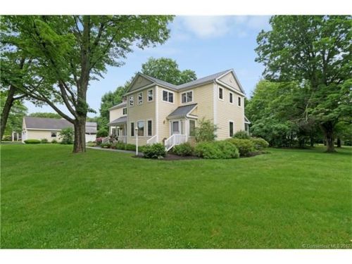 1 Windmill Spgs, Granby, CT 06035-2316