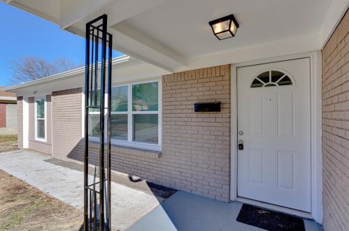 2817 Rio Vista Rd, Fort Worth TX  76116-3909 exterior