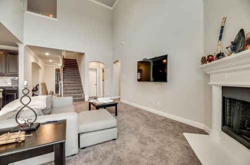 405 Calvert Dr, Midlothian TX  76065-1397 exterior